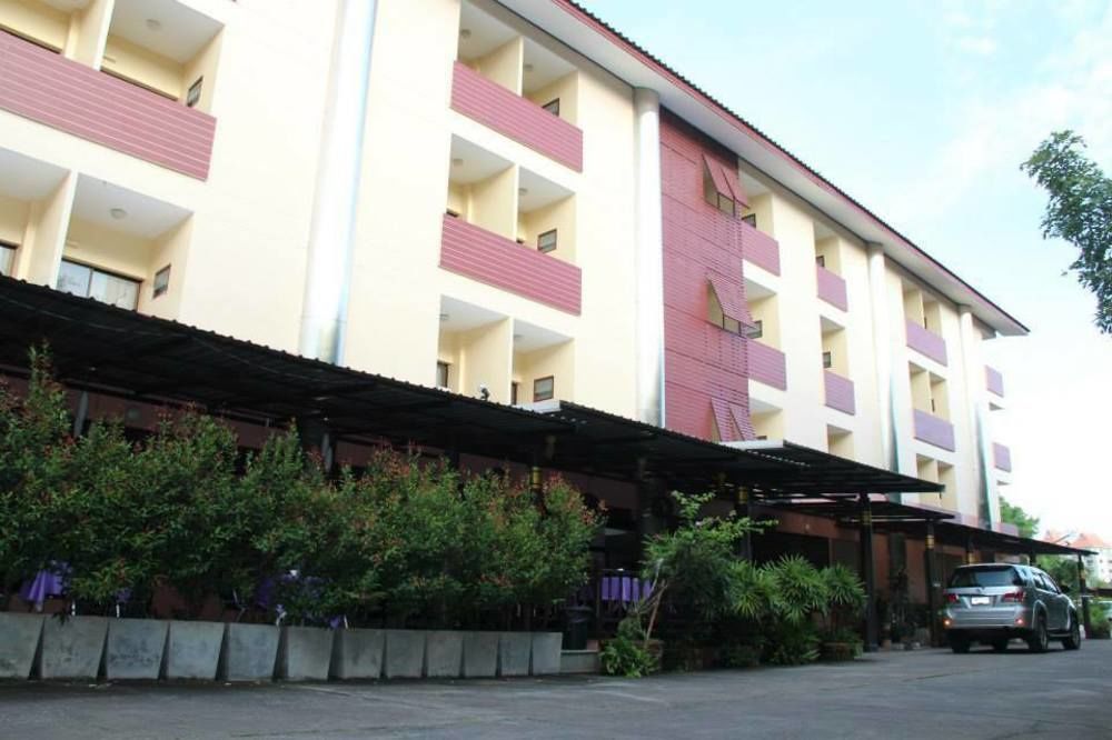 Chiangmai S.P. Hotel Chiang Mai Esterno foto
